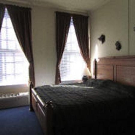 Macarthur Inn Narrows Room photo